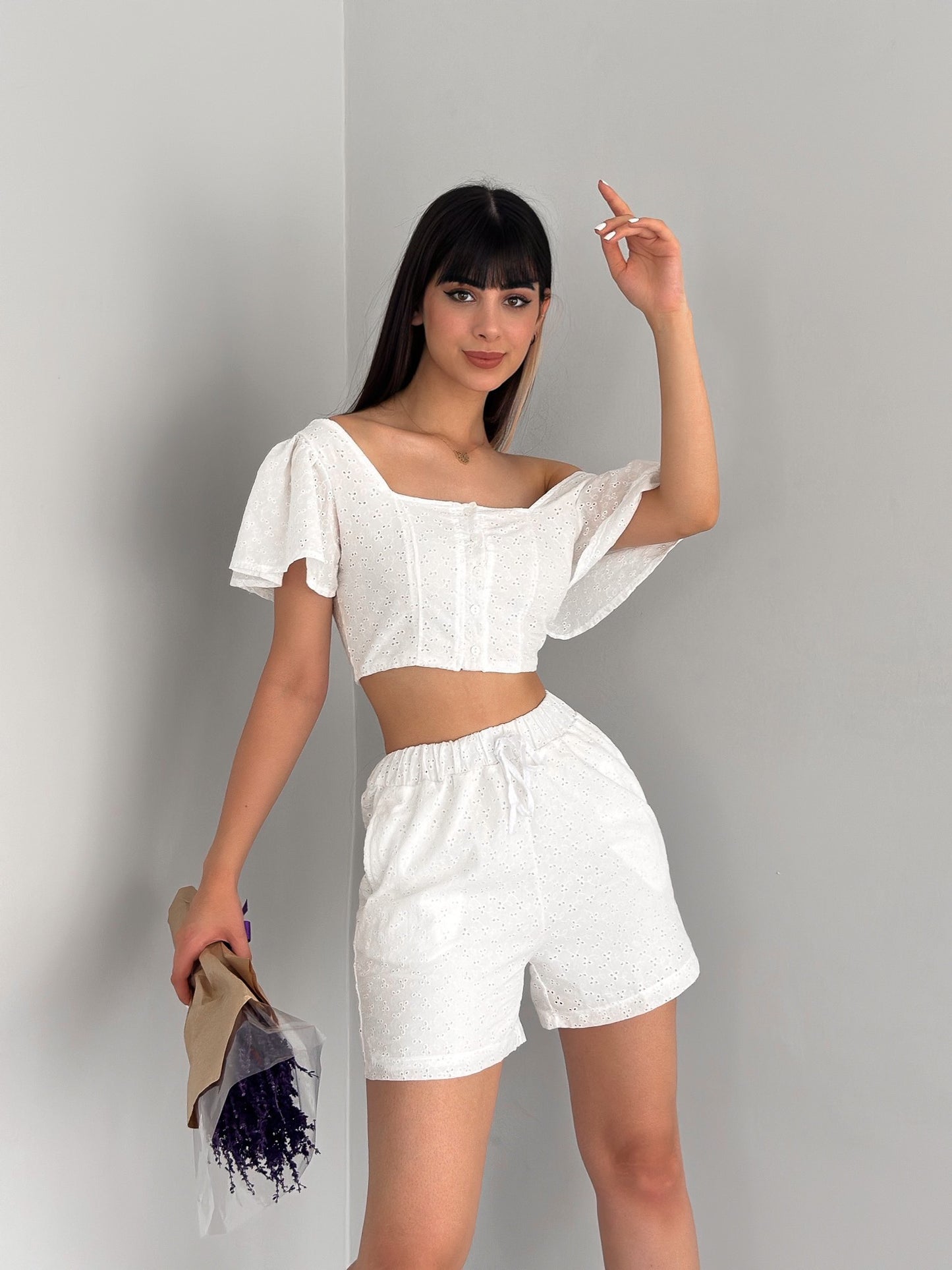 Short two-piece summer set with flower details PISCES | Ladies | white